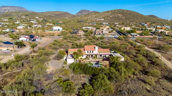 44434 20th St, New River, AZ 85087