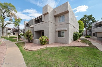 4444 E Paradise Village Pw N #124, Phoenix, AZ 85032
