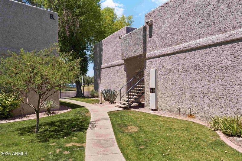 4444 Paradise Village Pw #231, Phoenix, AZ 85032