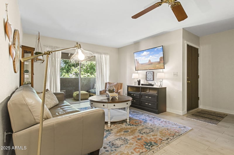 4444 Paradise Village Pw #204, Phoenix, AZ 85032