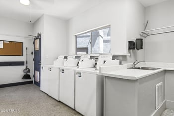 4444 Paradise Village Pw #204, Phoenix, AZ 85032
