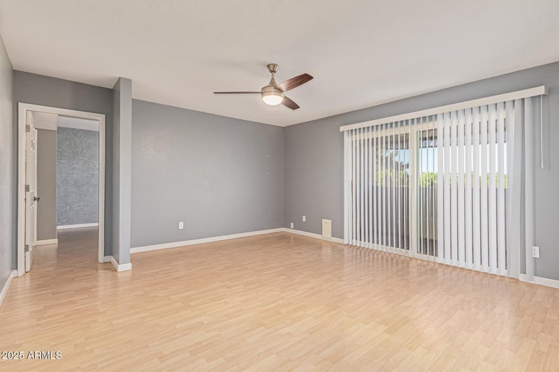 4444 Paradise Village Pw #241, Phoenix, AZ 85032