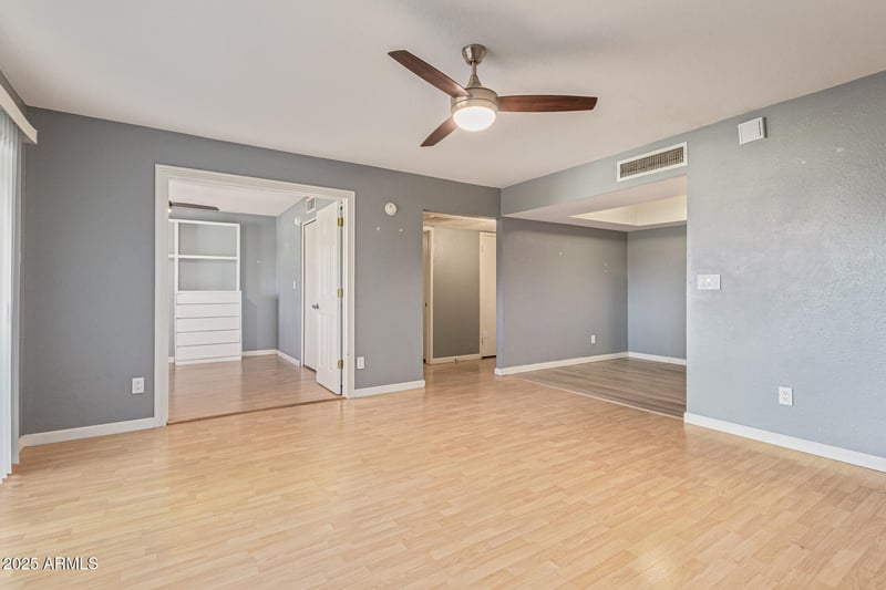 4444 Paradise Village Pw #241, Phoenix, AZ 85032