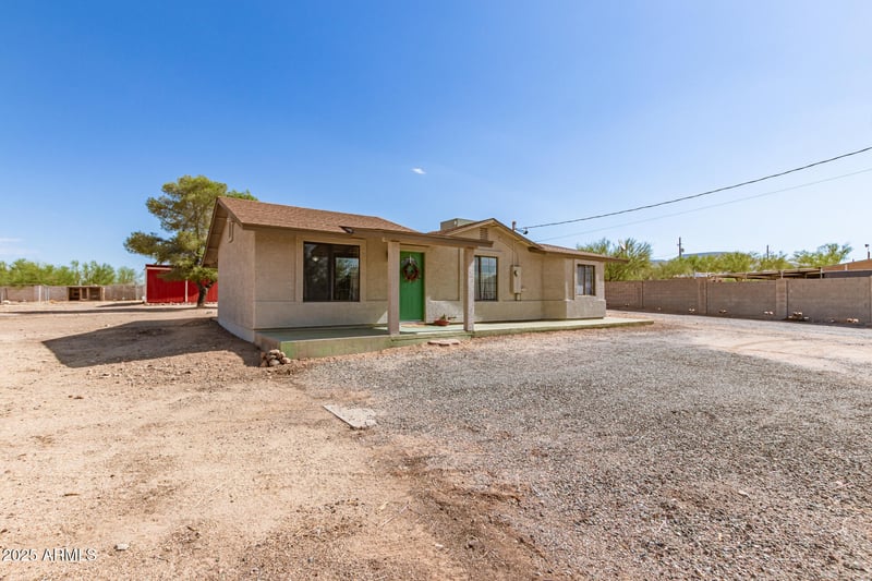 44446 14th St, New River, AZ 85087