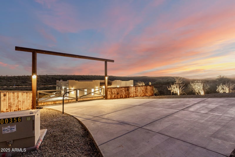 4445 Black Mountain Rd, Wickenburg, AZ 85390