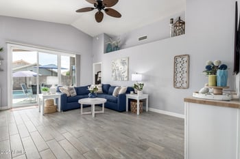 4445 Desert Wind Dr, Phoenix, AZ 85044