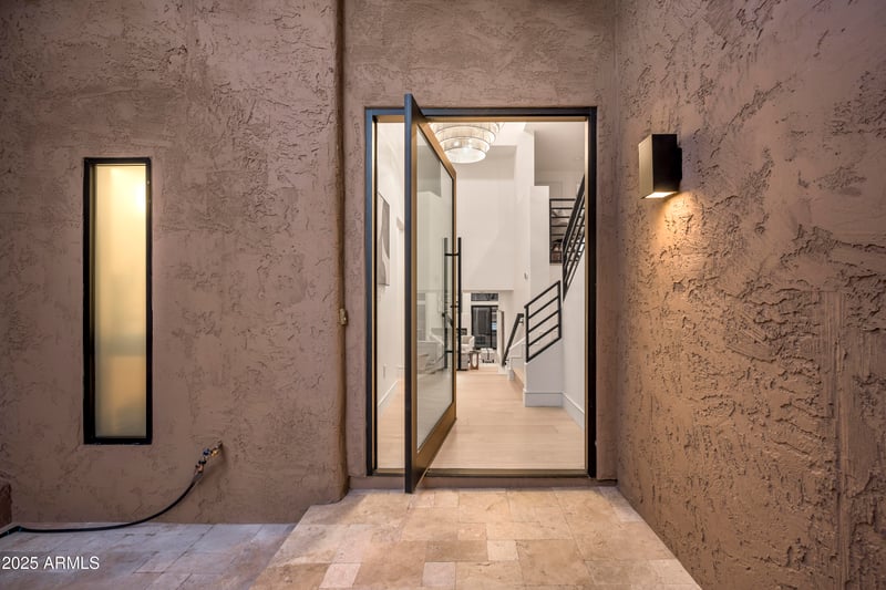 4446 Camelback Rd #102, Phoenix, AZ 85018