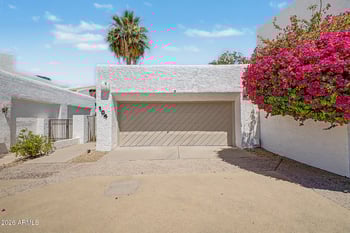 4446 Camelback Rd #104, Phoenix, AZ 85018