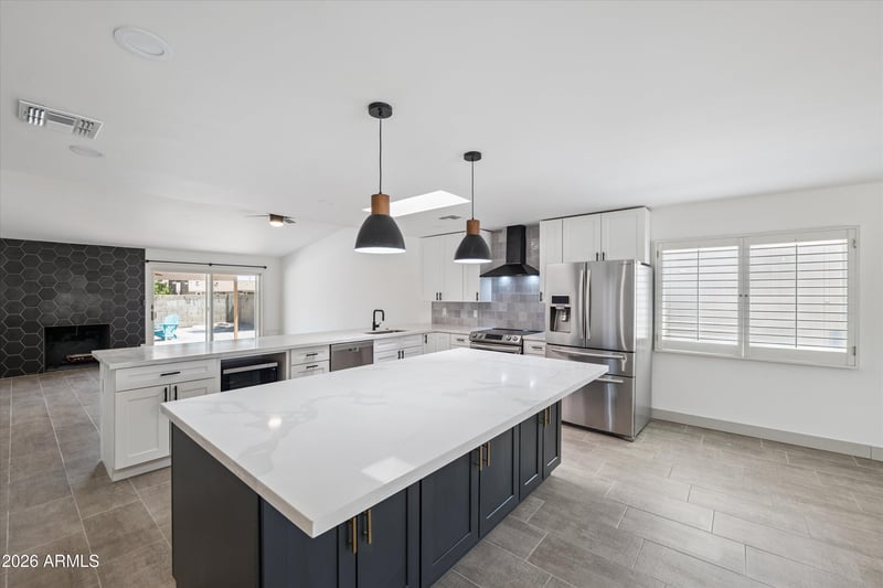 4446 Coconino St, Phoenix, AZ 85044