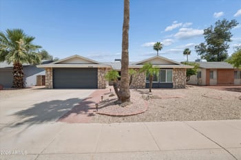 4446 Coconino St, Phoenix, AZ 85044