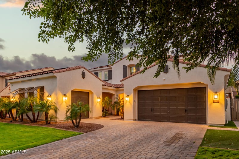 4446 Golf Dr, Buckeye, AZ 85396