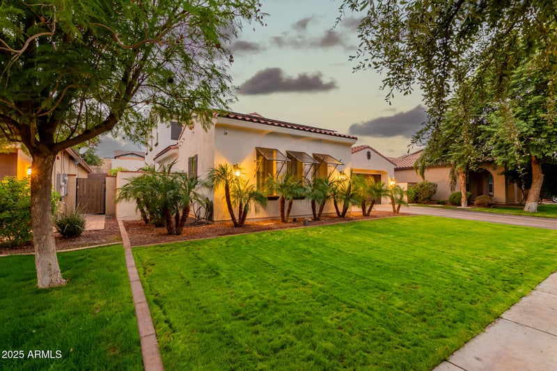 4446 Golf Dr, Buckeye, AZ 85396