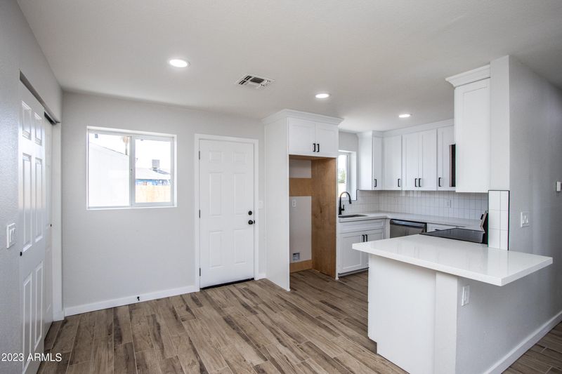 4446 S 36th Dr, Phoenix, AZ 85041
