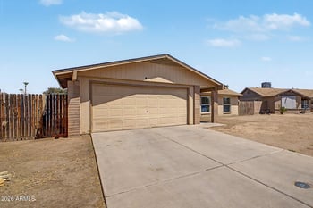 4447 77th Dr, Phoenix, AZ 85033