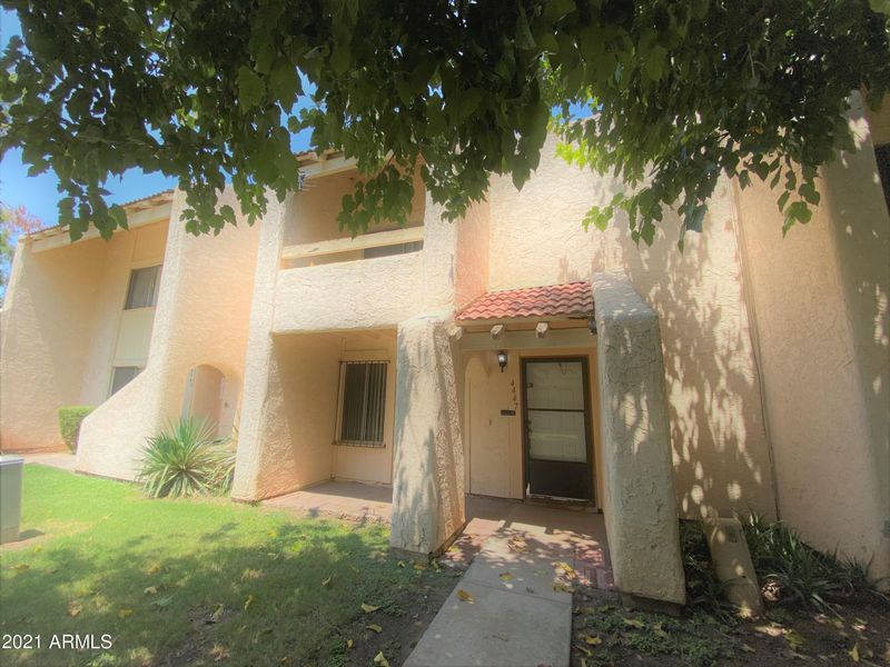 4447 W Rancho Dr N, Glendale, AZ 85301