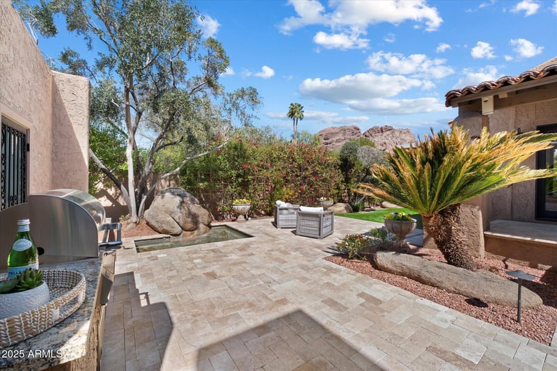 4448 Camelback Rd #16, Phoenix, AZ 85018