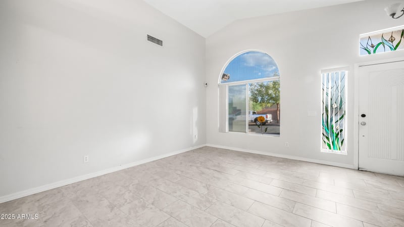 4448 Redwood Ln, Phoenix, AZ 85048