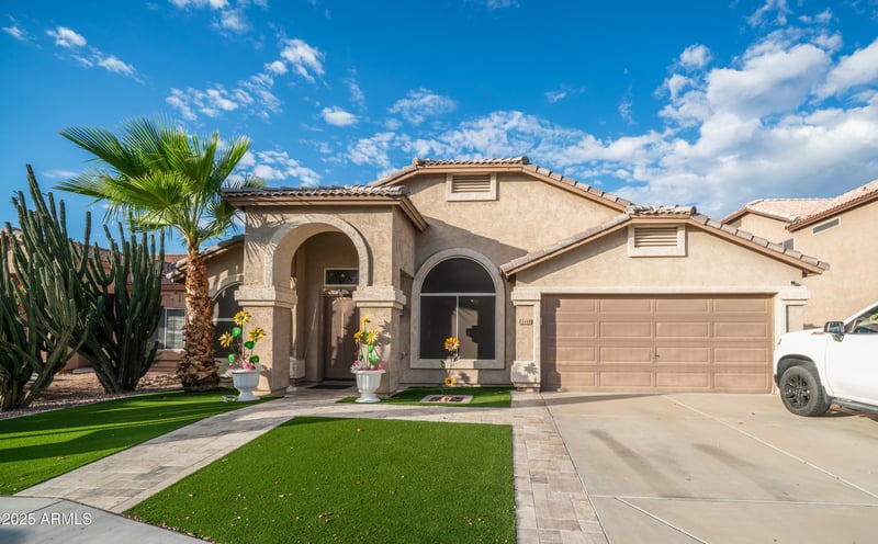 4448 Redwood Ln, Phoenix, AZ 85048