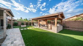 4448 Redwood Ln, Phoenix, AZ 85048