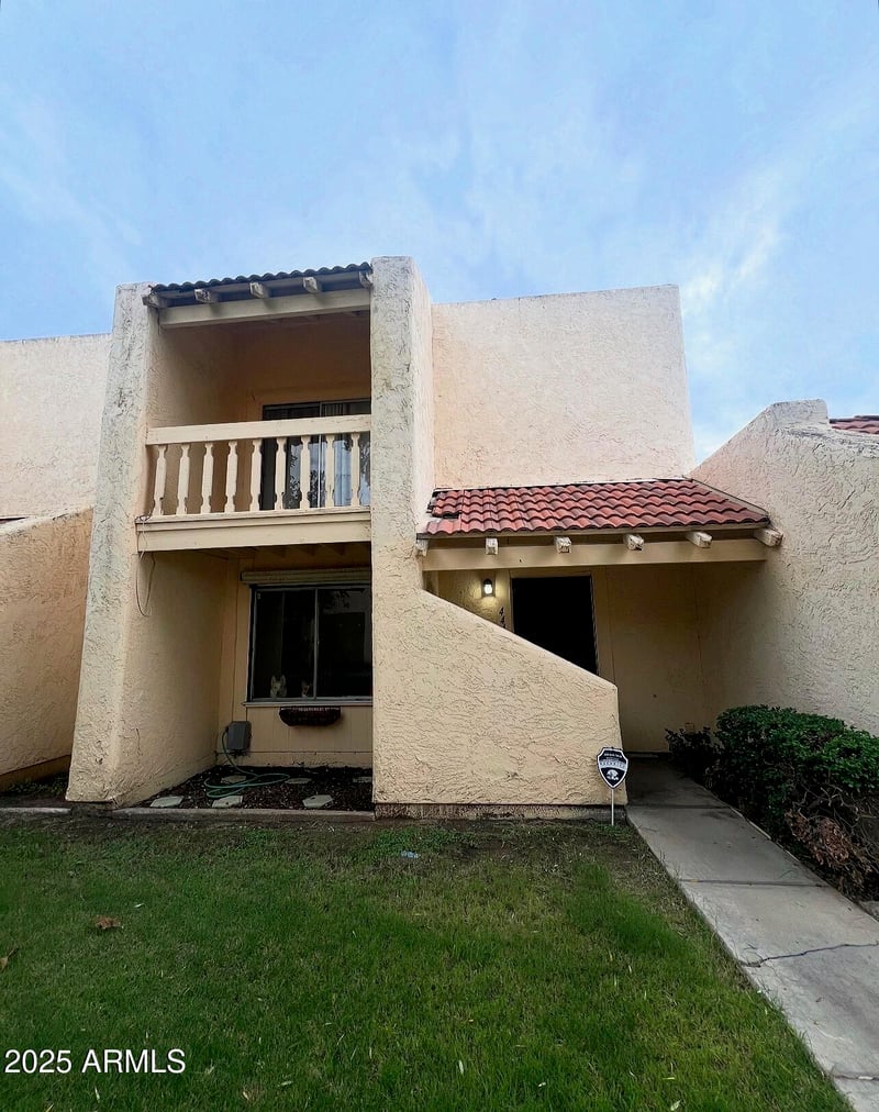 4448 Solano Dr, Glendale, AZ 85301