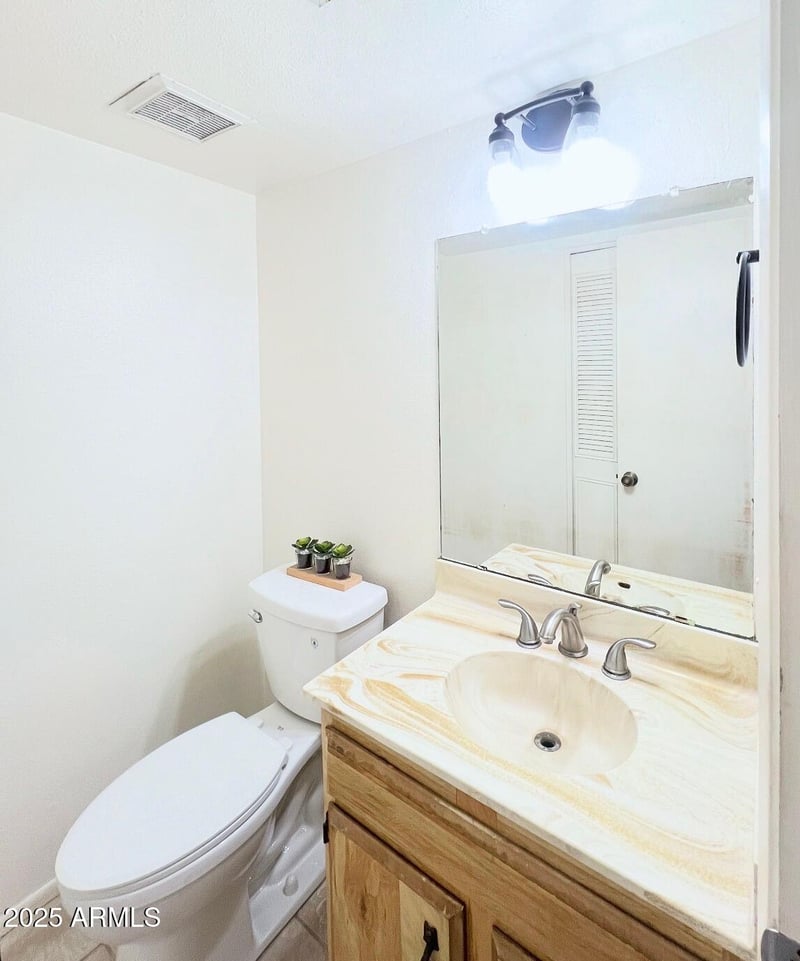 4448 Solano Dr, Glendale, AZ 85301