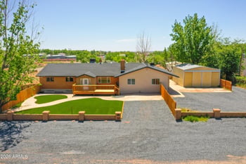 445 Academy Ave, Colorado City, AZ 86021