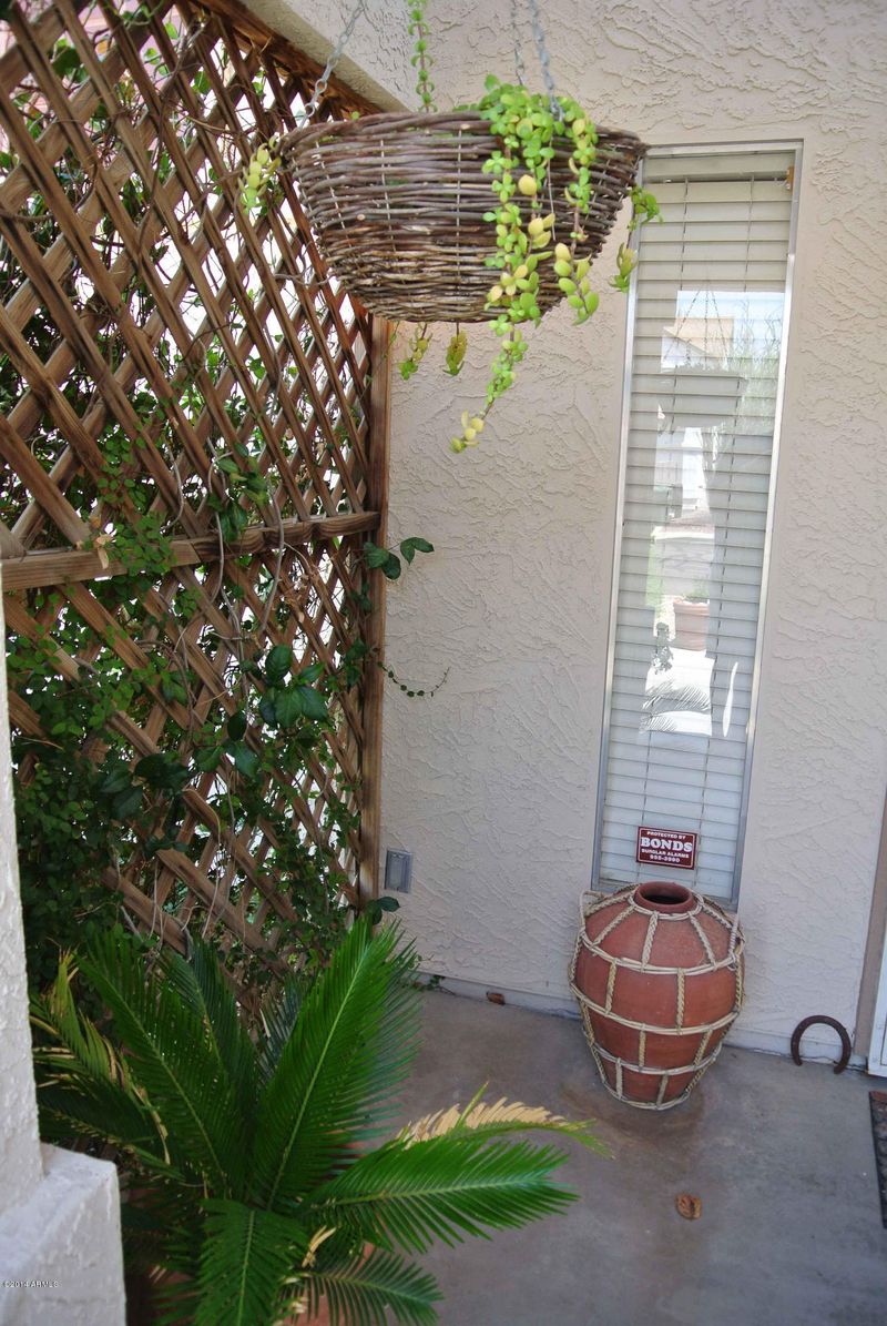 445 E Utopia Rd, Phoenix, AZ 85024