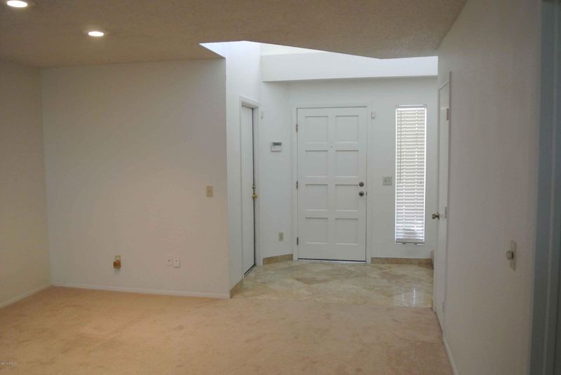 445 E Utopia Rd, Phoenix, AZ 85024