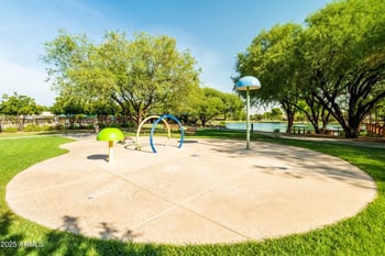 4450 Carriage Ct, Gilbert, AZ 85297