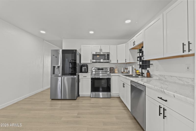 4450 E Alta Vista Rd, Phoenix, AZ 85042