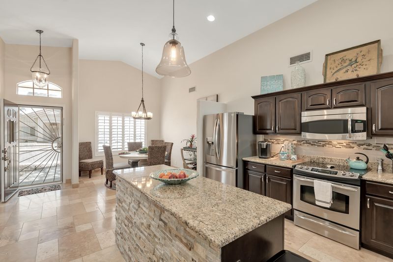 4450 E Danbury Rd, Phoenix, AZ 85032