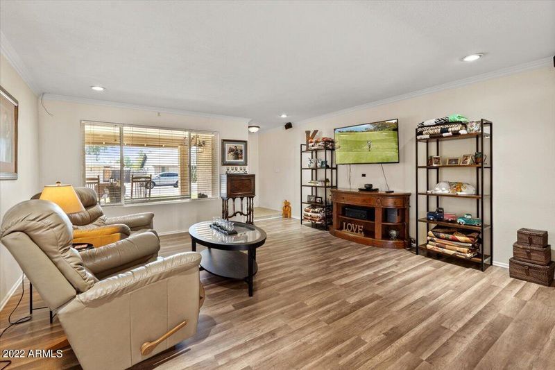 4450 E Willow Ave, Phoenix, AZ 85032