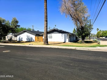 4450 Longview Ave, Phoenix, AZ 85014