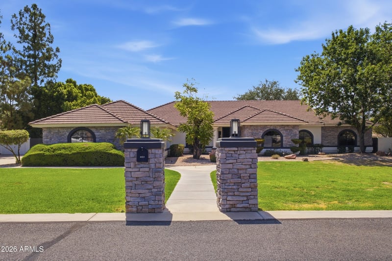 4451 E Desert Ln, Gilbert, AZ 85234