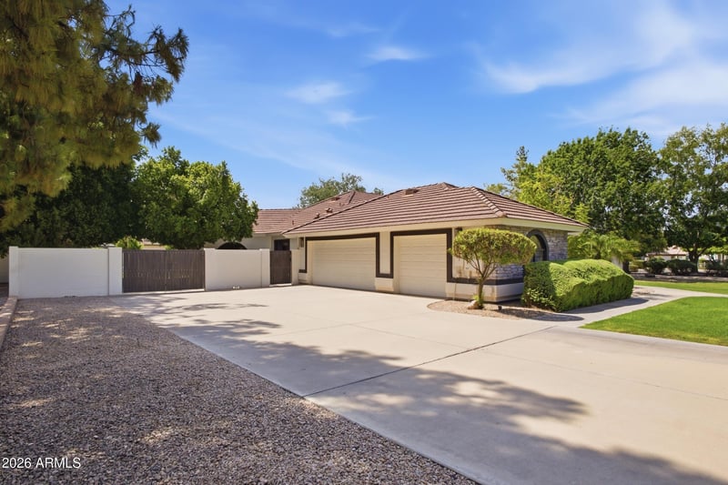 4451 E Desert Ln, Gilbert, AZ 85234