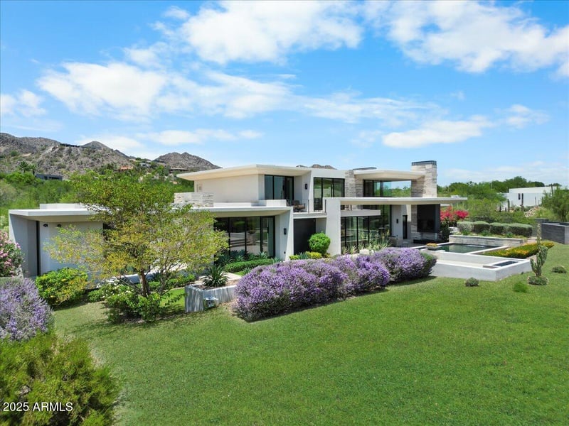 4451 Joshua Tree Ln, Paradise Valley, AZ 85253