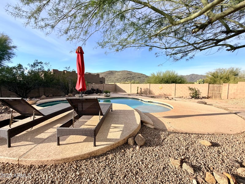 44516 12th St, New River, AZ 85087