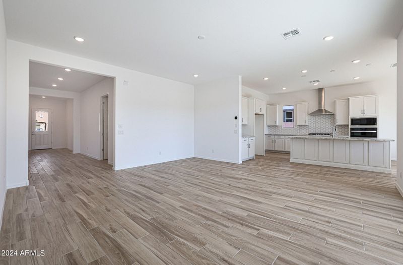 44521 N 44th Dr, Phoenix, AZ 85087