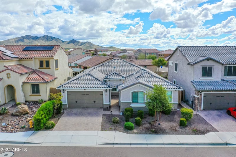 44529 N Sonoran Arroyo Ln, New River, AZ 85087