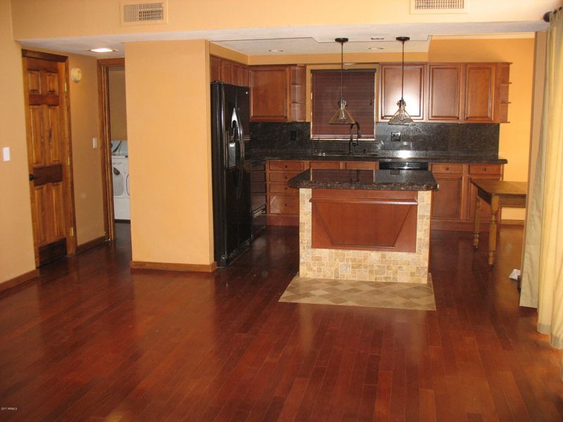 4453 W Oraibi Dr, Glendale, AZ 85308