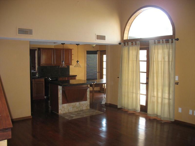 4453 W Oraibi Dr, Glendale, AZ 85308