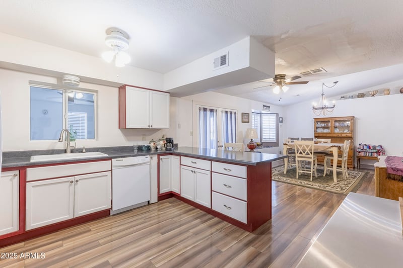 4454 Cody St, Apache Junction, AZ 85119