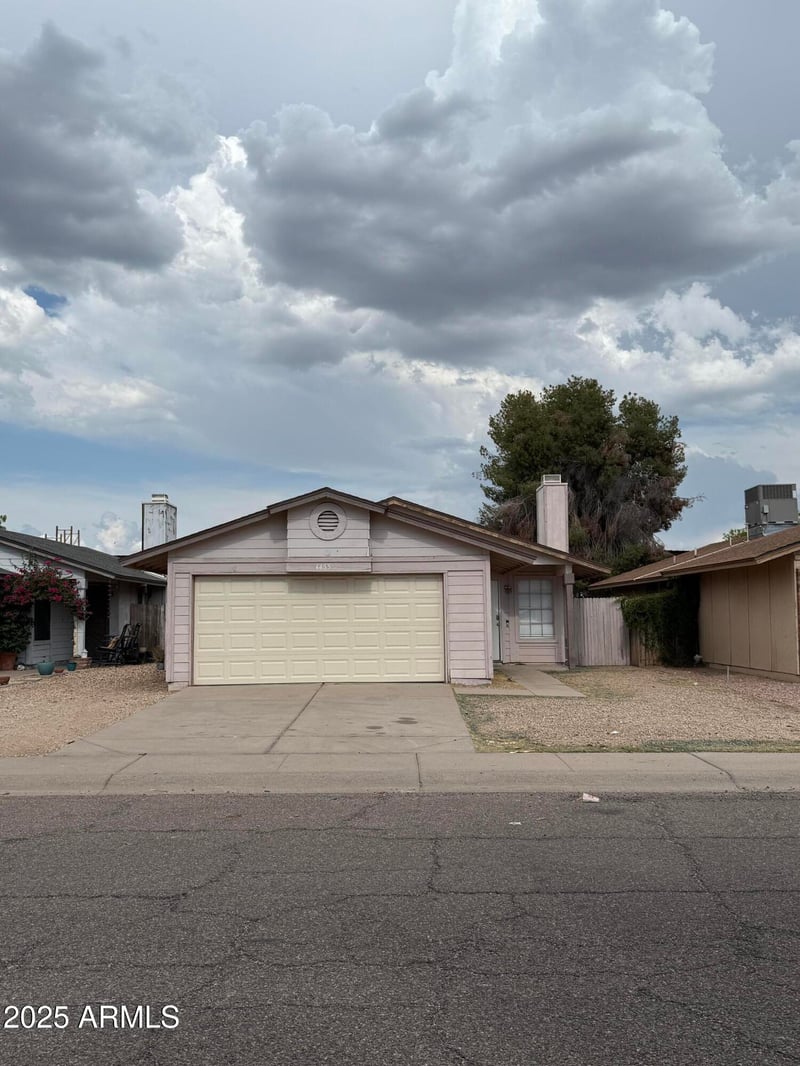 4455 84th Ave, Phoenix, AZ 85037