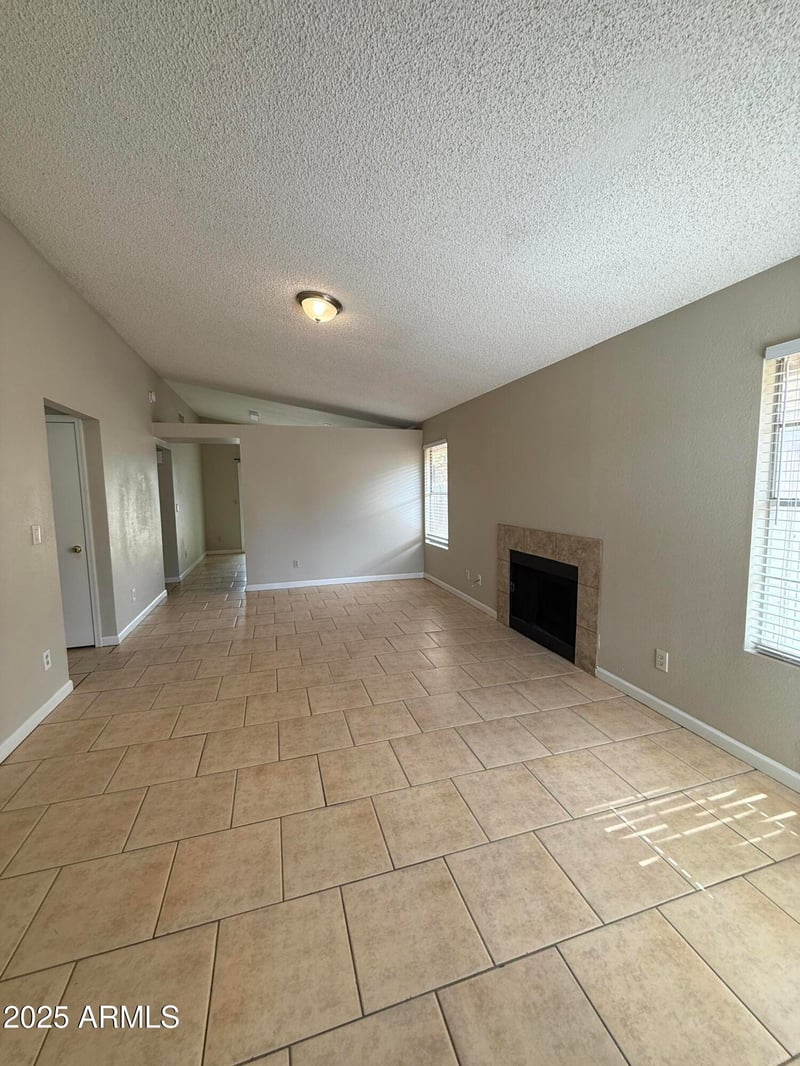 4455 84th Ave, Phoenix, AZ 85037