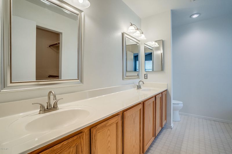 4455 E Douglas Ave, Gilbert, AZ 85234