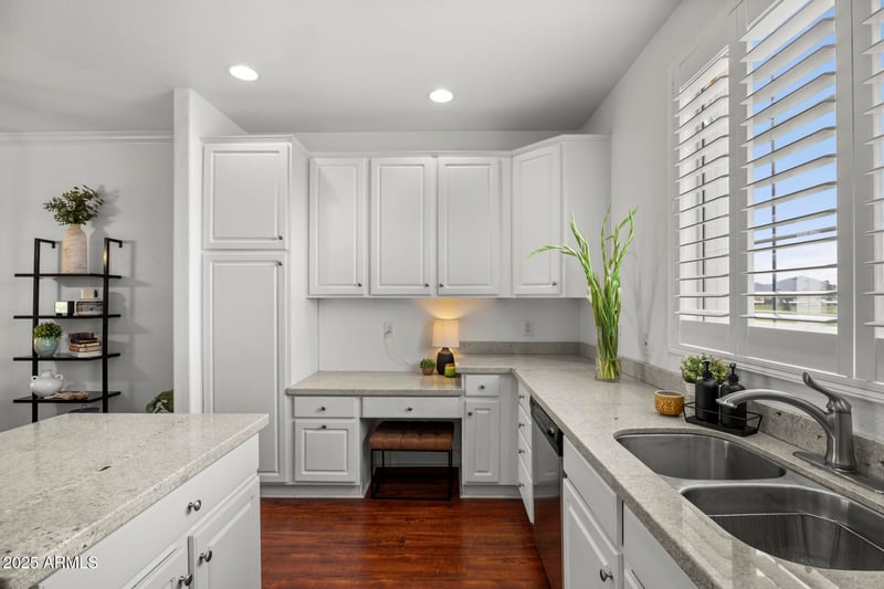 4455 Paradise Village Pw #1035, Phoenix, AZ 85032
