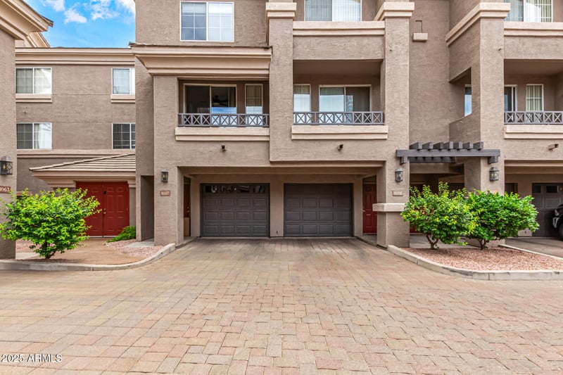 4455 Paradise Village Pw #1057, Phoenix, AZ 85032