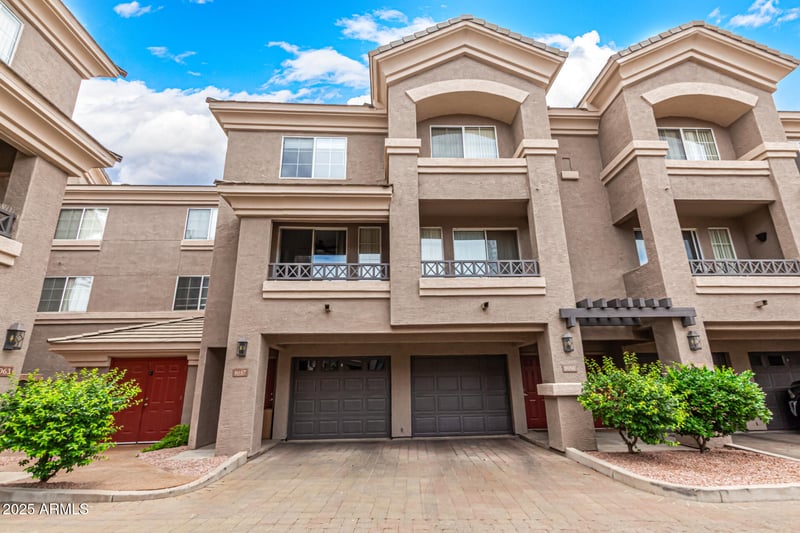 4455 Paradise Village Pw #1057, Phoenix, AZ 85032