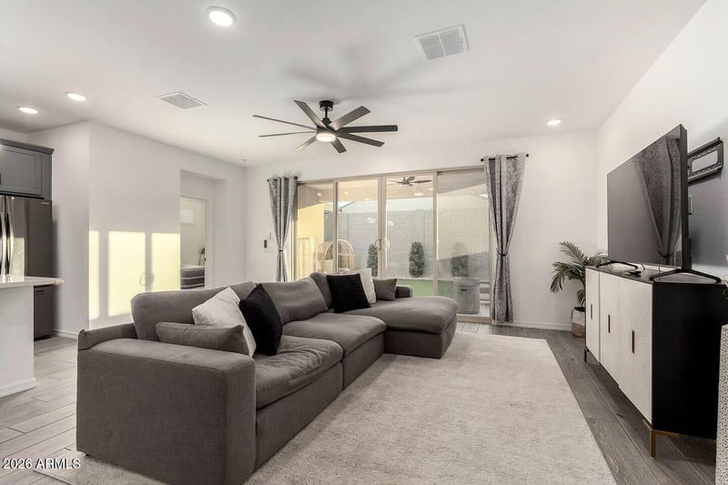 4455 Mountain Laural Dr, San Tan Valley, AZ 85144