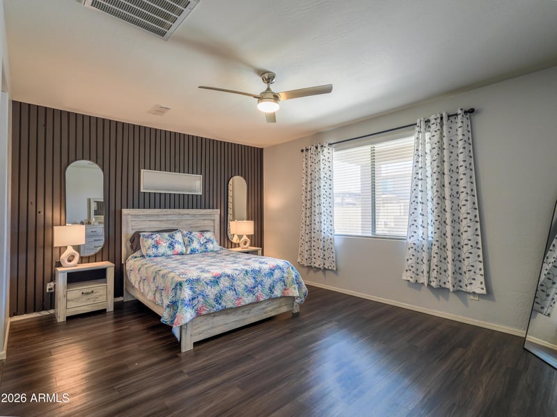 4459 W Federal Way, San Tan Valley, AZ 85144